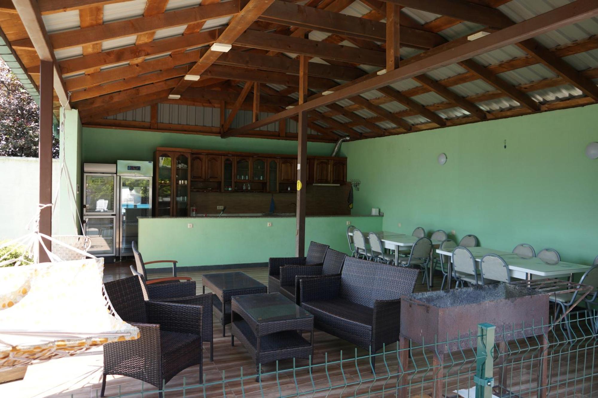 Villa Qero Batumi Bagian luar foto
